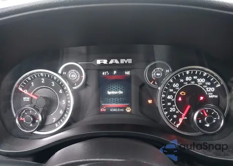 2025 Ram 1500 Tradesman 4X4 5'7 Box из США, поврежденный, VIN 1C6RRFGG2SN681178